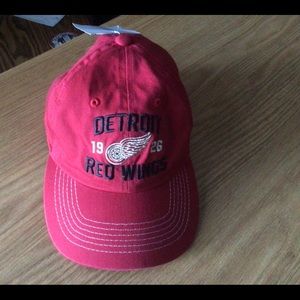 Detroit Redwings baseball cap-new